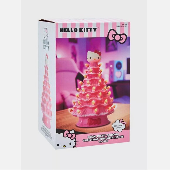 Hello Kitty Ceramic Pink Christmas Tree With Lights NEW with Light Cute